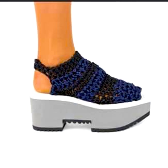 Arielle De Pinto Sz 40 Crochet/Mesh Platform Shoes